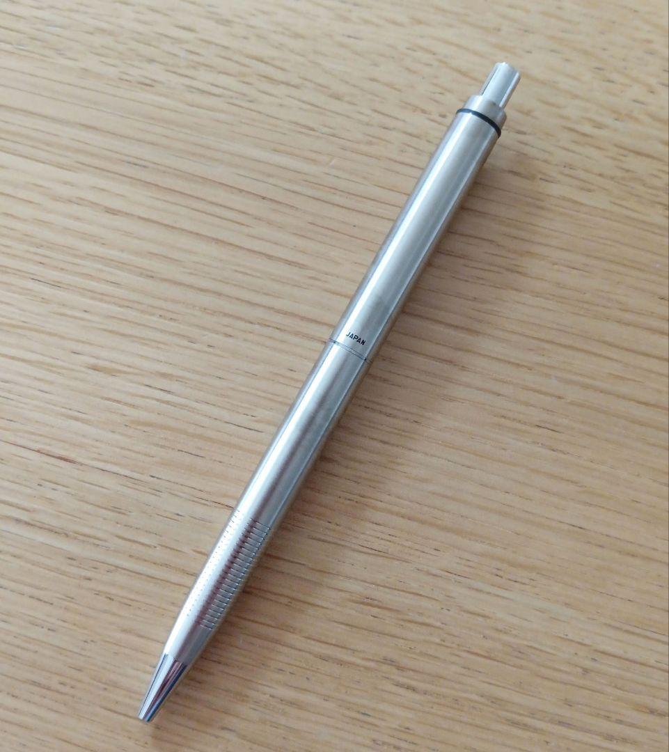Pilot knock type ballpoint pen with silver metal shaft and black fine point ink