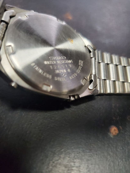 SEIKO Data 2000 Digital Men's Watch — Japanese