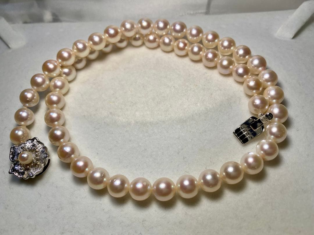 Seto Inland Sea Akoya pearl necklace with over 50 pearls, 7.8mm diameter, 43cm length, and silver clasp