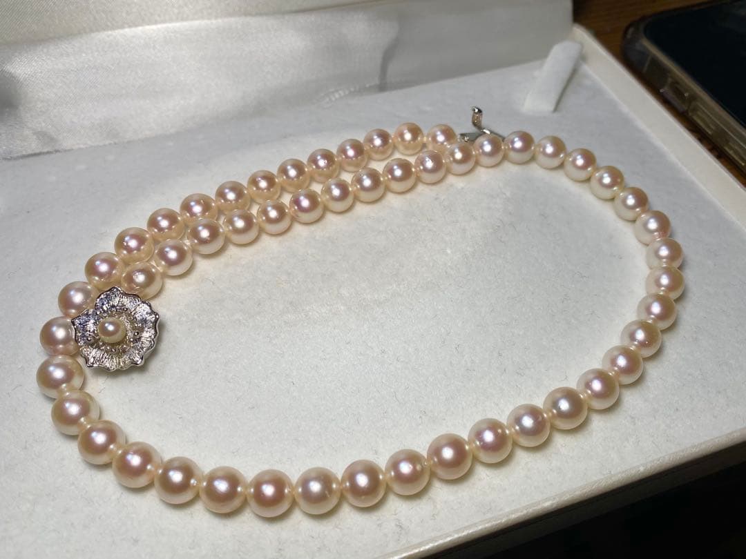 Seto Inland Sea Akoya pearl necklace with over 50 pearls, 7.8mm diameter, 43cm length, and silver clasp