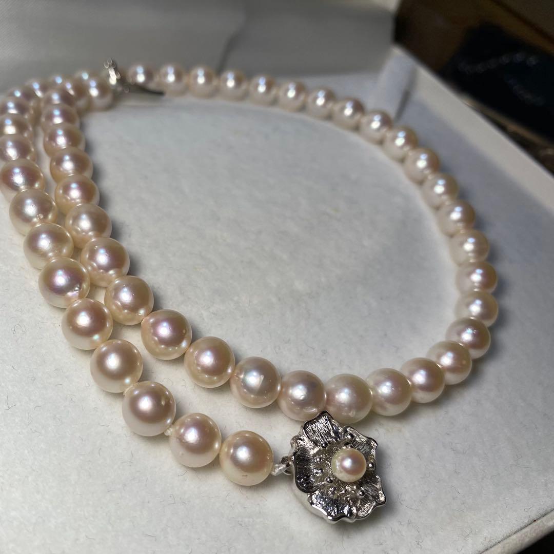 Seto Inland Sea Akoya pearl necklace with over 50 pearls, 7.8mm diameter, 43cm length, and silver clasp