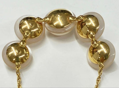 Tasaki K18 Mabe pearl necklace with 41cm chain and 13-14.3mm pearls weighing 14.3g