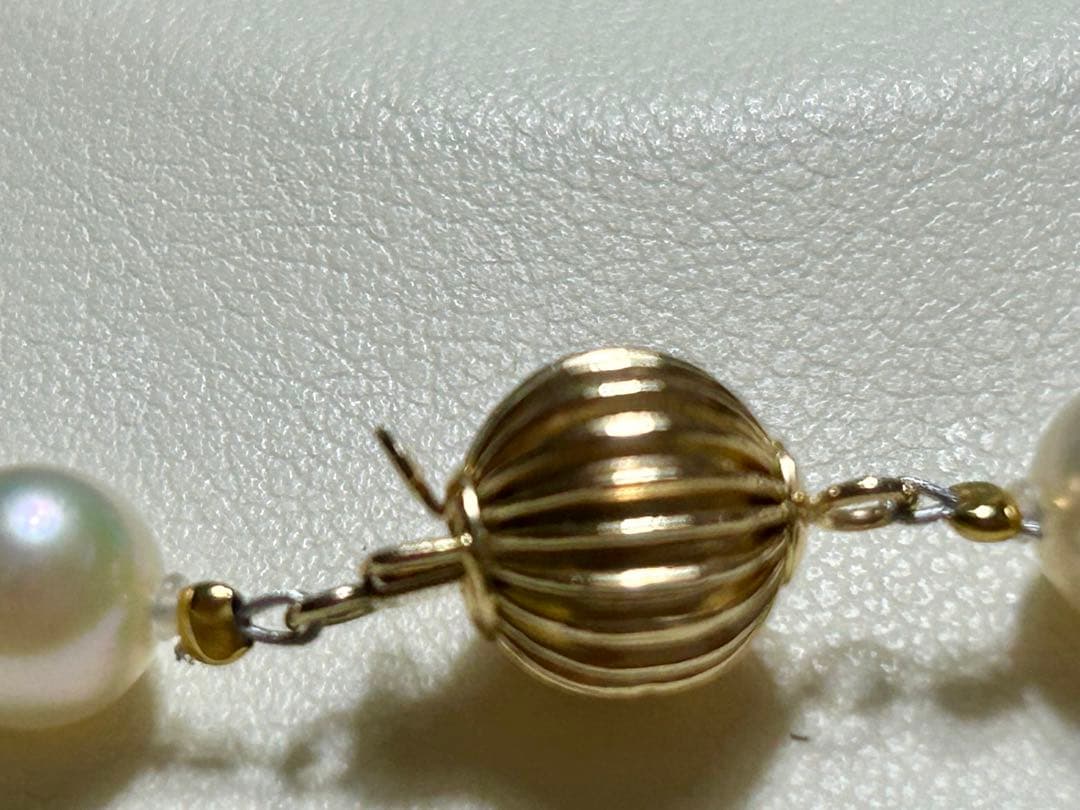 Akoya pearl necklace with approximately 7mm pearls and 47cm length made of K14 gold
