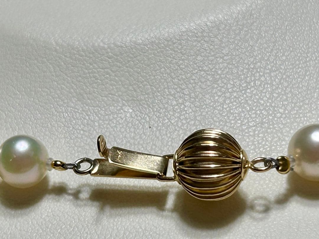 Akoya pearl necklace with approximately 7mm pearls and 47cm length made of K14 gold