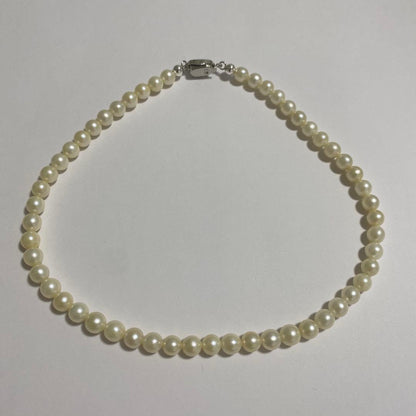 New unset Akoya pearl necklace with approximately 6mm pearls and 38cm full length chain