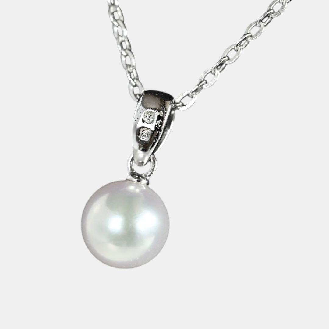 Aurora Hanadama Mikimoto Akoya round pearl pendant necklace in silver with 44.5 cm chain length