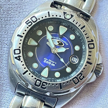ORIENT Town & Country Air Diver 200m Quartz Men's Watch — Japanese