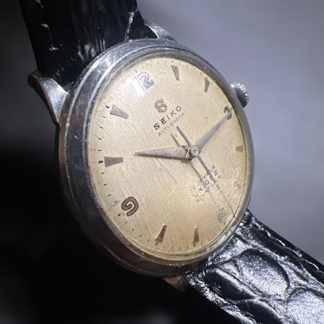 SEIKO 1950s Red Mechanical 15J Manual Wind S Mark Men's Watch — Japanese