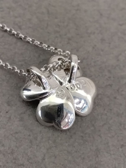TASAKI K18 white gold necklace with 0.02 carat diamond pendant measuring 11mm by 11mm on a 41cm chain