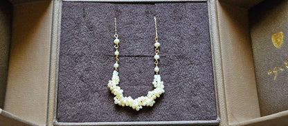 agete K10 gold pearl necklace with 41 cm chain on white background