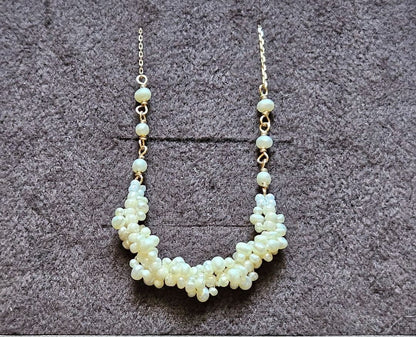 agete K10 gold pearl necklace with 41 cm chain on white background