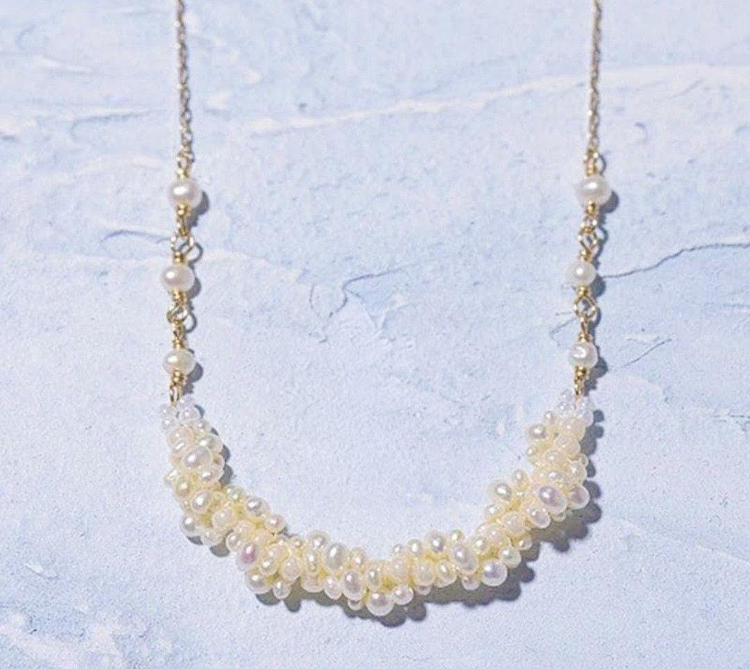 agete K10 gold pearl necklace with 41 cm chain on white background