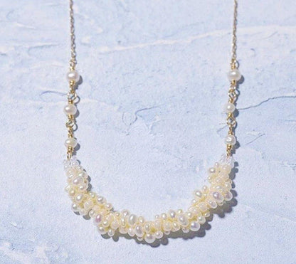 agete K10 gold pearl necklace with 41 cm chain on white background