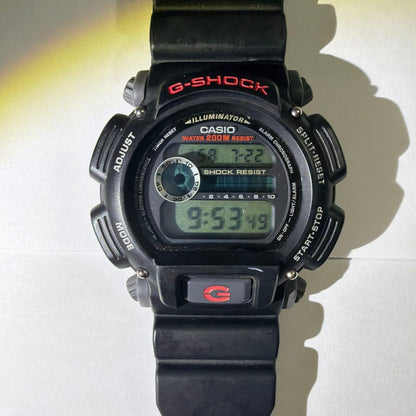 CASIO DW-9052 Digital Men's Watch — Japanese