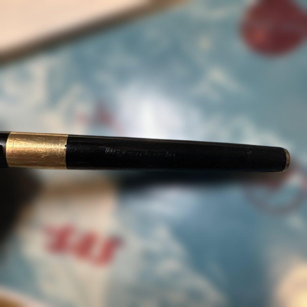 Pilot Super 200 fountain pen with 14k gold tip and Mitsubishi engraving on body including ink cartridge