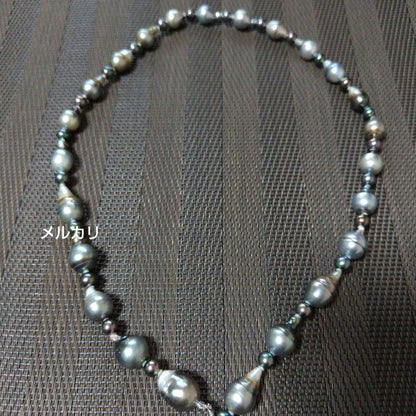 Black Tahitian Keshi pearl necklace with Akoya pearls, 61cm length, featuring large and small pearls