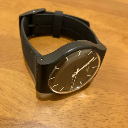 swatch ブラック Quartz Men's — Japanese