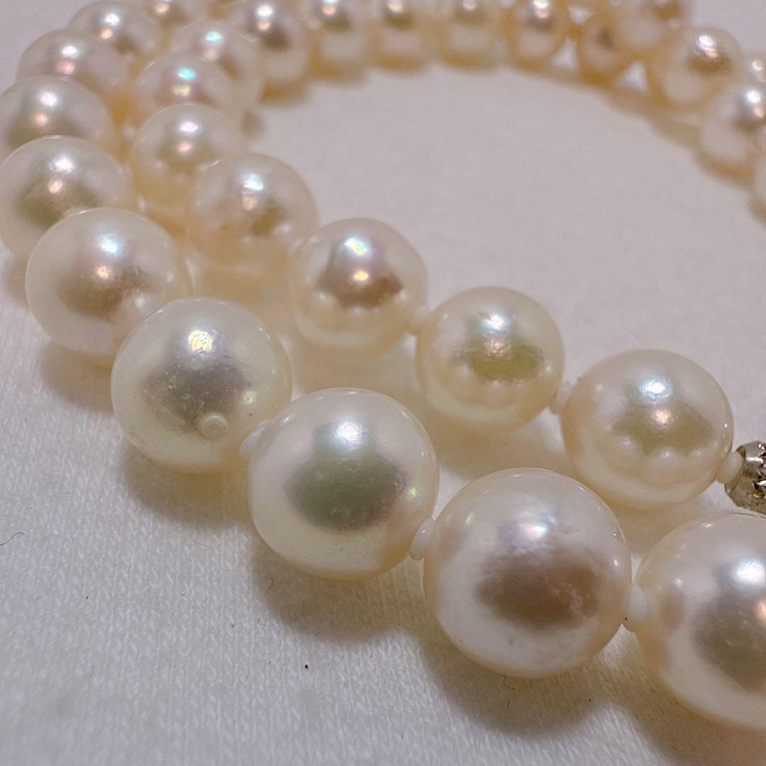 Akoya pearl necklace featuring 8.2mm round real pearls on a 43cm silver chain with silver findings