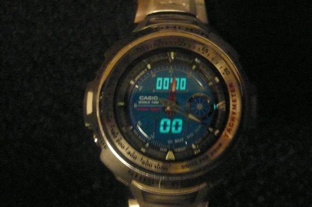CASIO G-700D Analog Men's Watch — Japanese