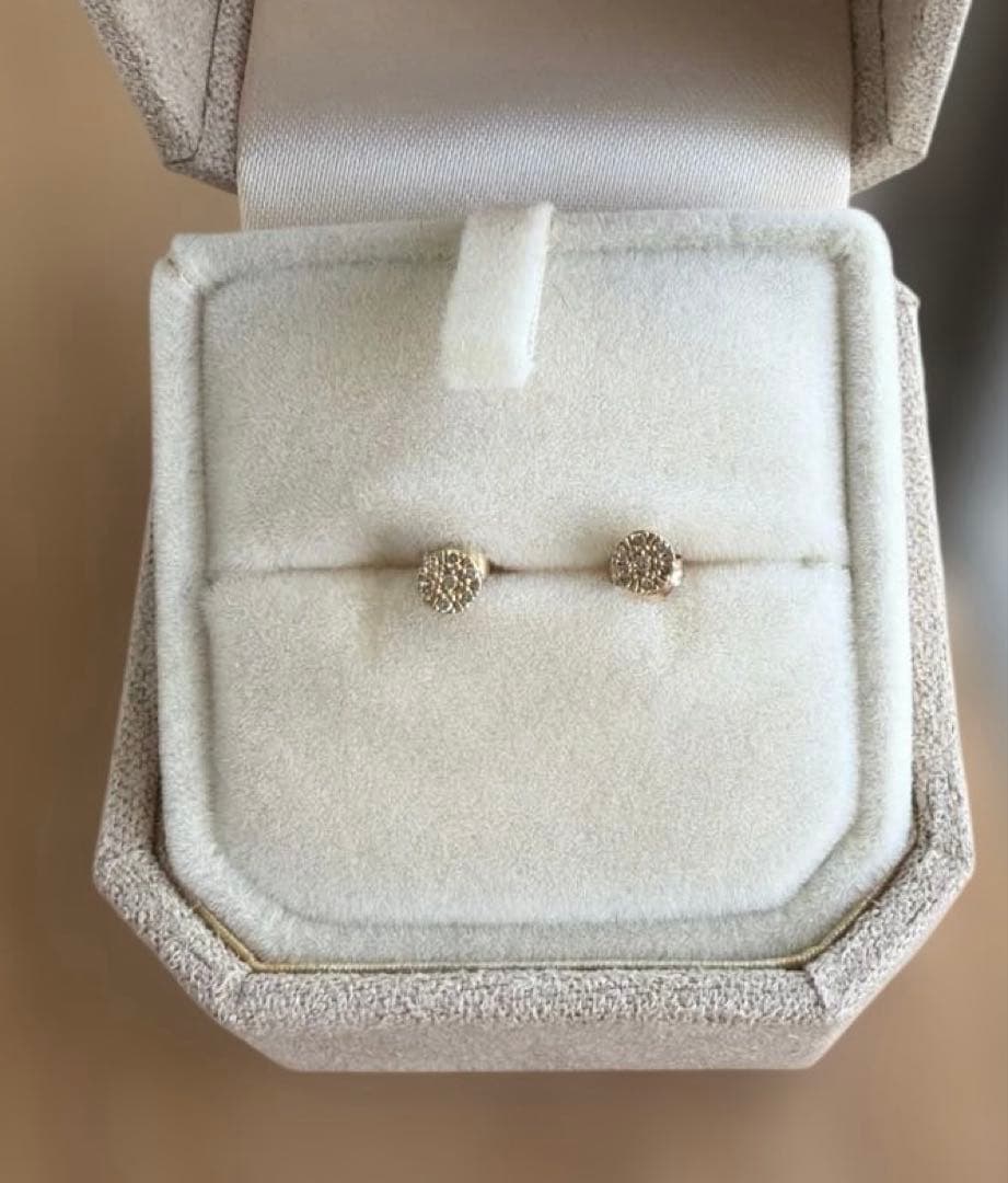 Agat diamond necklace and matching earrings set made of K10 material in used condition with simple packaging