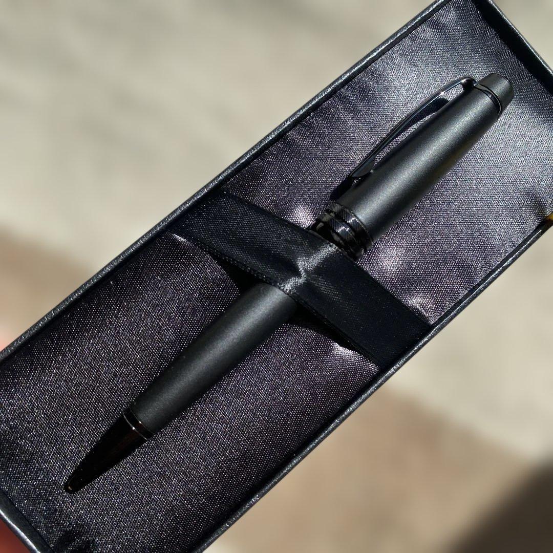 Weekend Limited Cross Bailey black metal ballpoint pen with multiple grooves and engraved patterns, shown with protective case