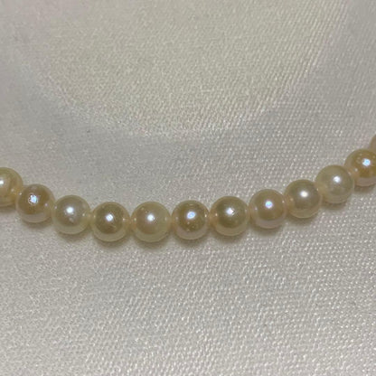 Akoya pearl necklace in SV silver with 42 cm length and round white pearls sized 6.0 to 6.5 mm