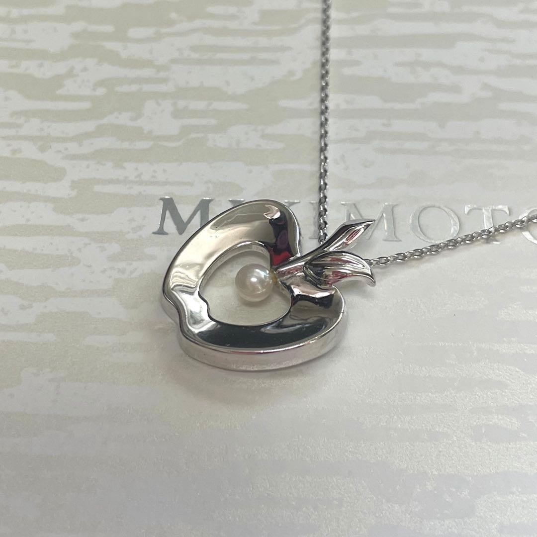 Mikimoto silver apple-shaped pendant with 4mm Akoya baby pearl on a 40cm chain