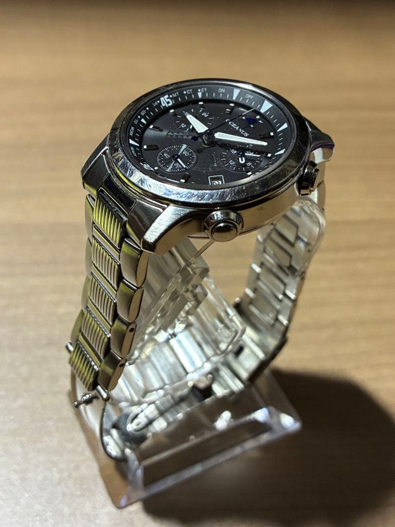 CASIO OCW-10 Solar Men's Watch — Japanese