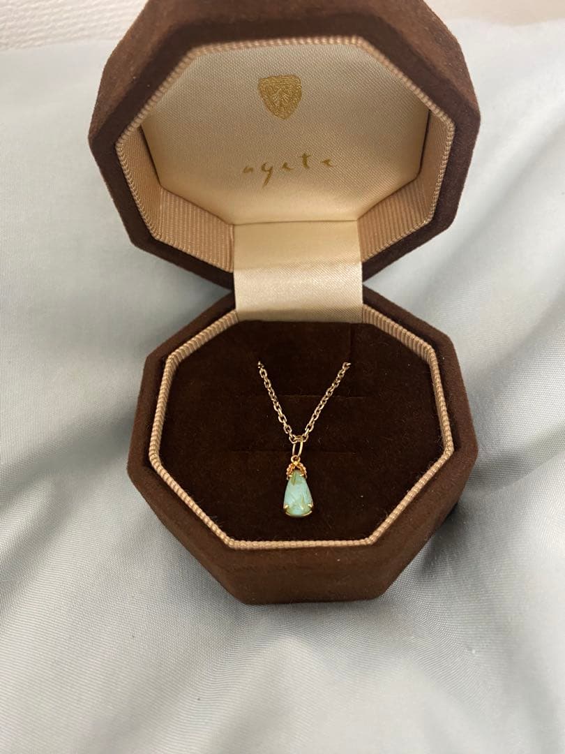 agete necklace charm with opal front and turquoise backing set in Silver 925 and Gold doublet technique