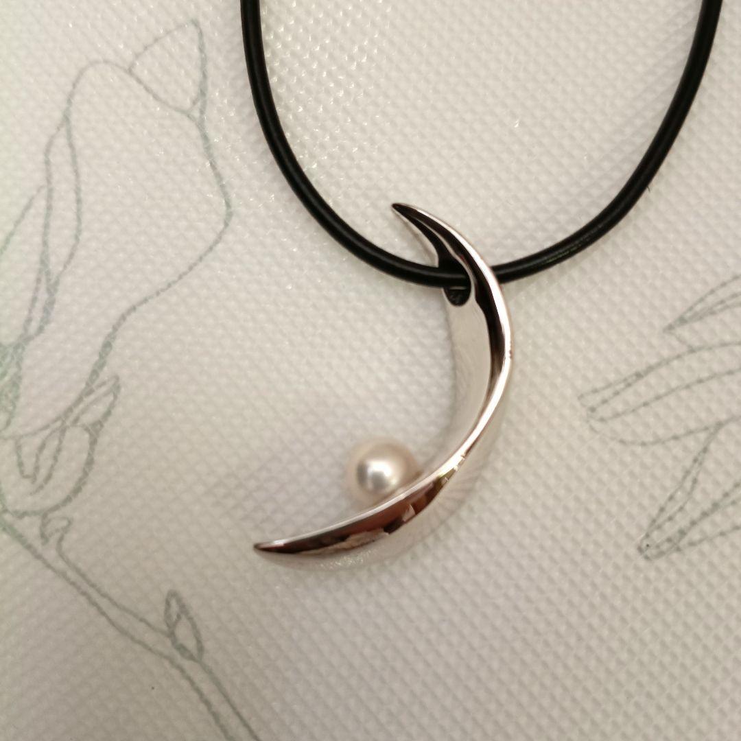 MIKIMOTO crescent moon pearl pendant necklace in sterling silver with removable choker and spring ring clasp