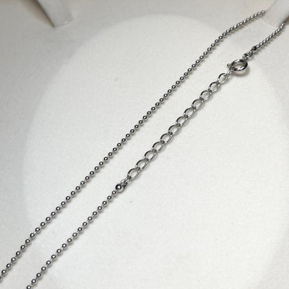 Mikimoto Akoya 4mm white pearl necklace with silver chain length 46cm