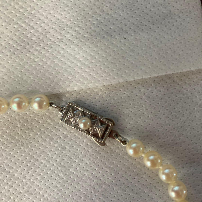 Kimono Sale Micro Motomoto Gradient pearl necklace with 79 white pearls on silver 925 chain, 45 cm length