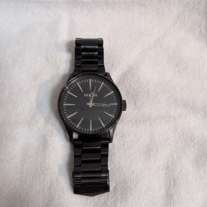 NIXON Sentry SS Analog Men's Watch — Japanese