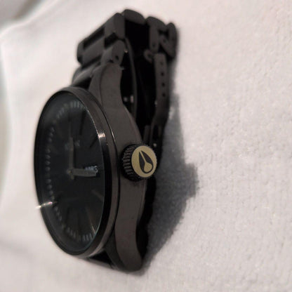NIXON Sentry SS Analog Men's Watch — Japanese