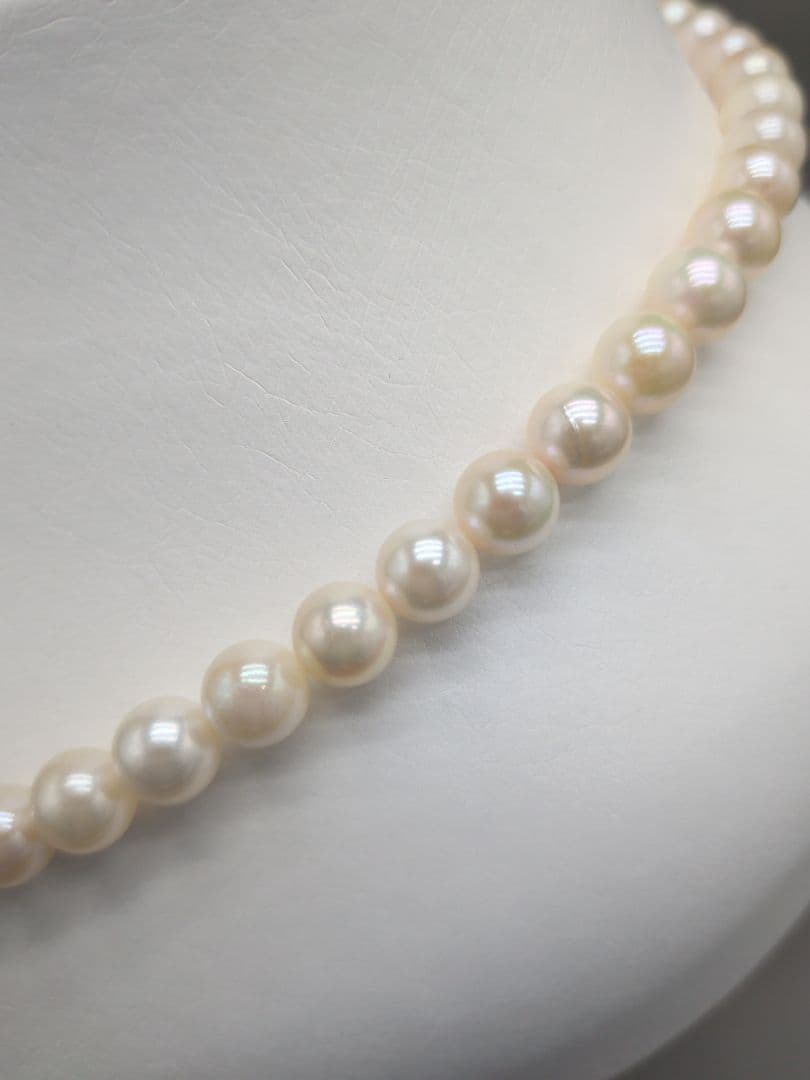 Akoya genuine pearl necklace with 7mm white pearls and silver clasp measuring 41.5cm