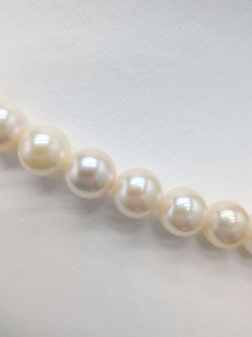 Akoya genuine pearl necklace with 7mm white pearls and silver clasp measuring 41.5cm