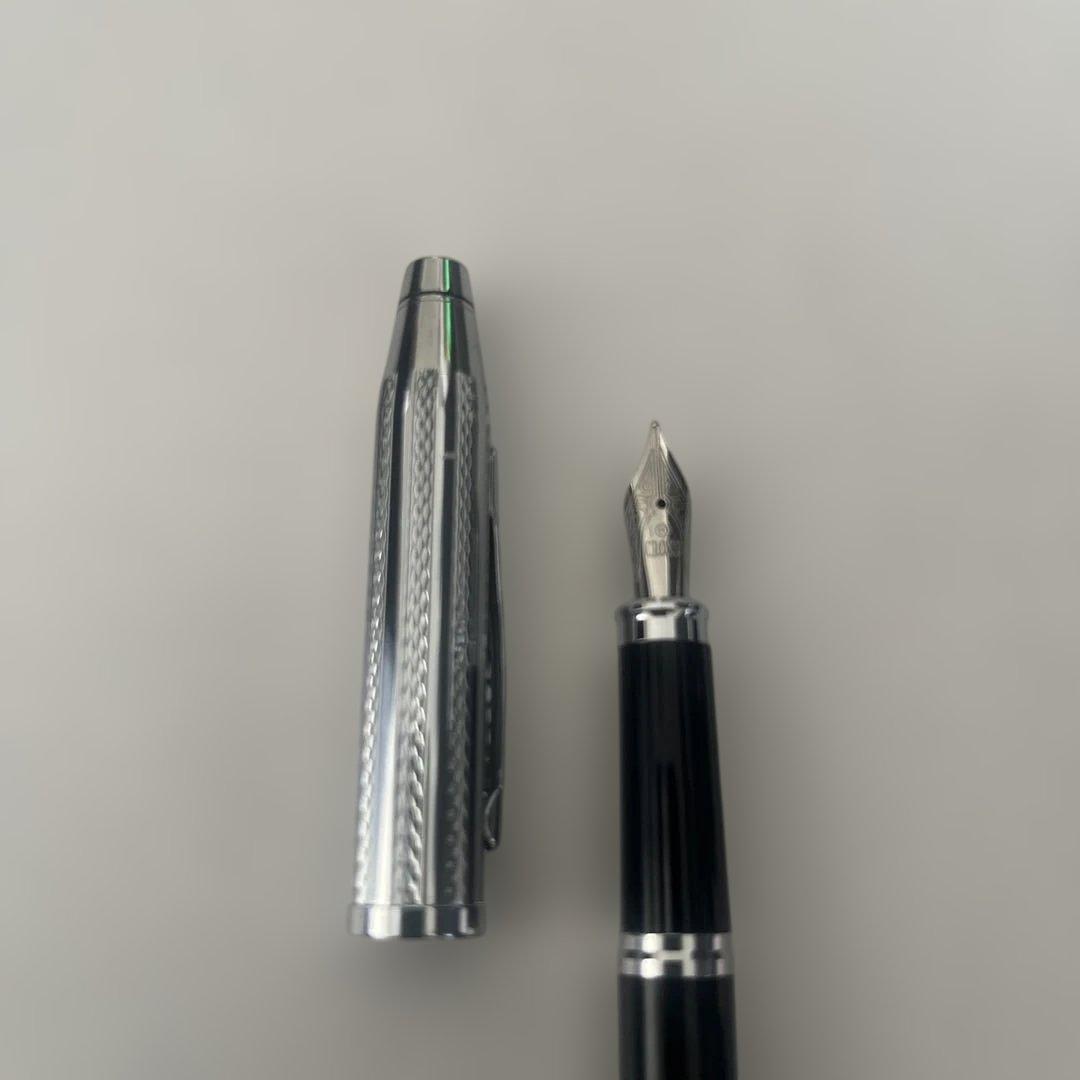 CROSS Century II Fountain Pen with silver barrel and cap, shown capped on white background