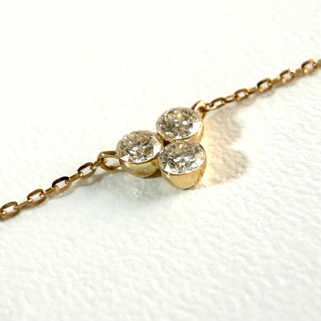 Agete necklace with three 0.15ct diamonds set in K18 gold on a 40cm chain