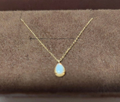 Agate K10 Opal Necklace with 40cm chain and small opal pendant