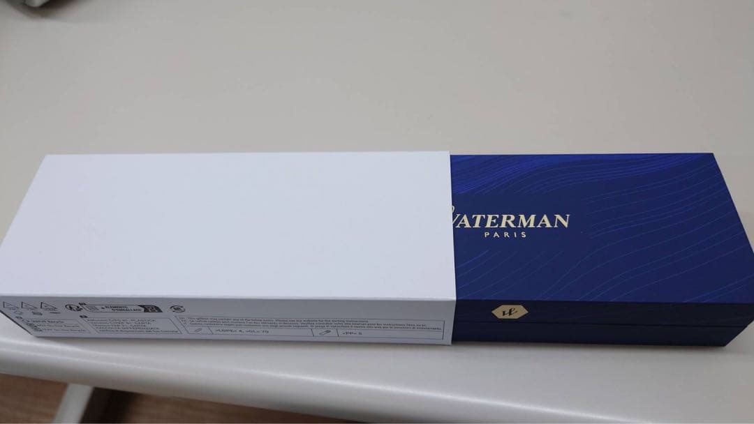 WATERMAN Expert Essential Metallic ballpoint pen made of metal, new condition, shown with guarantee document