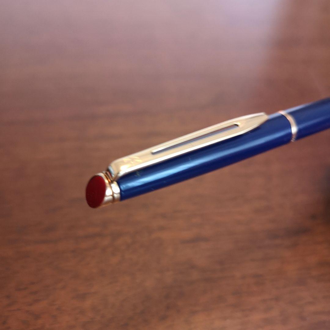 Waterman Metropolitan Ballpoint Pen in navy with minor surface scratches