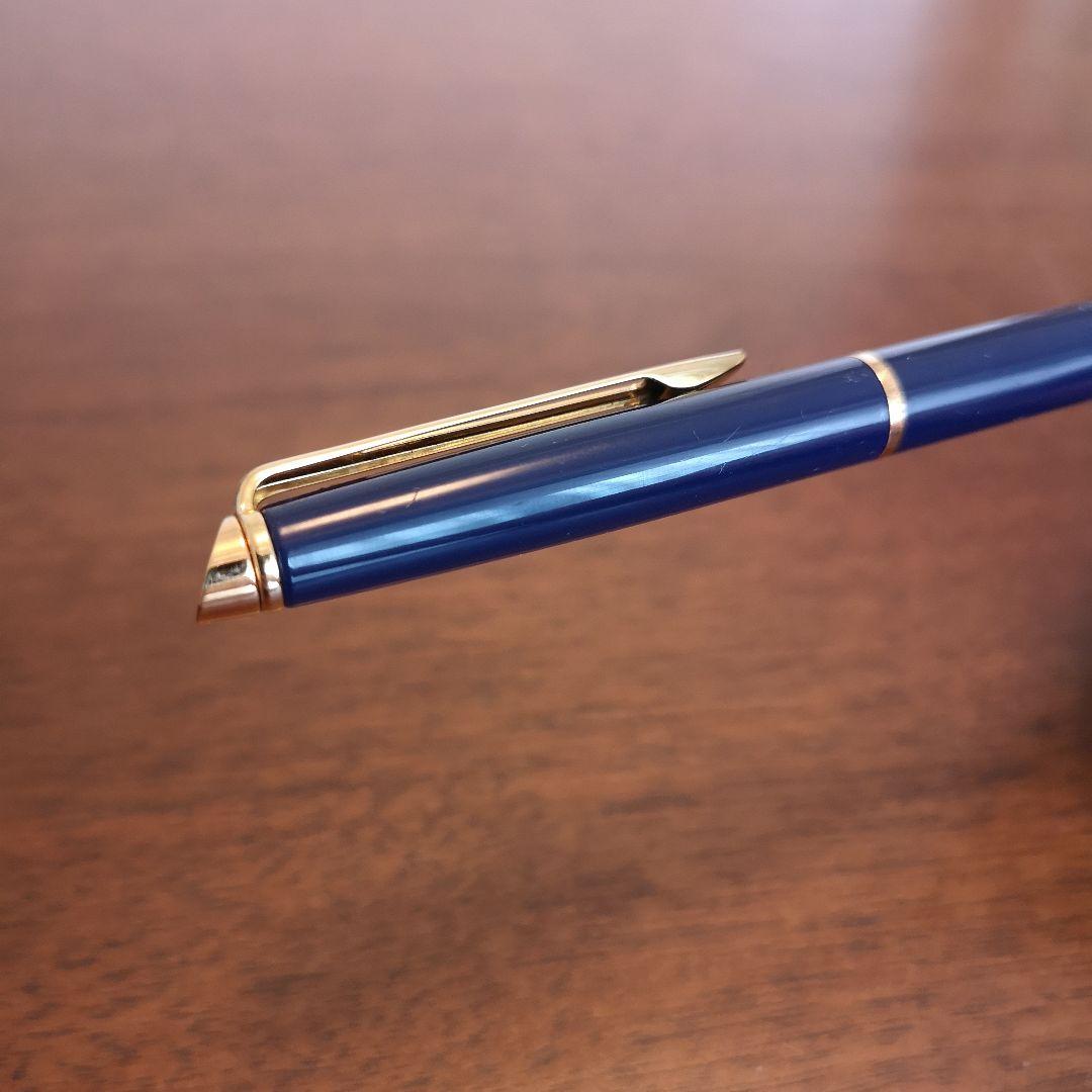 Waterman Metropolitan Ballpoint Pen in navy with minor surface scratches