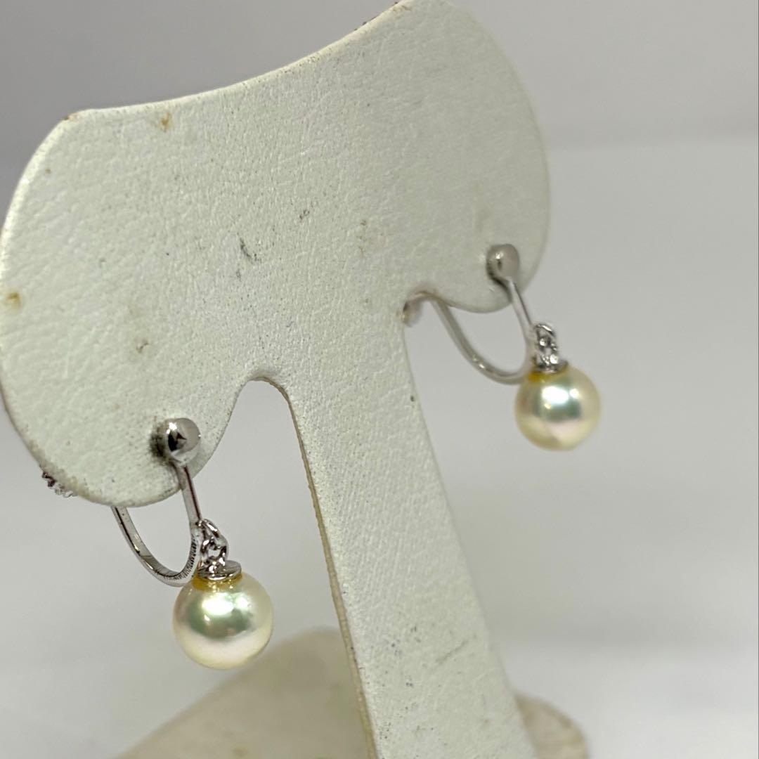 Akoya pearl necklace and matching earrings set with 7.0-7.5mm round white pearls and silver clasps