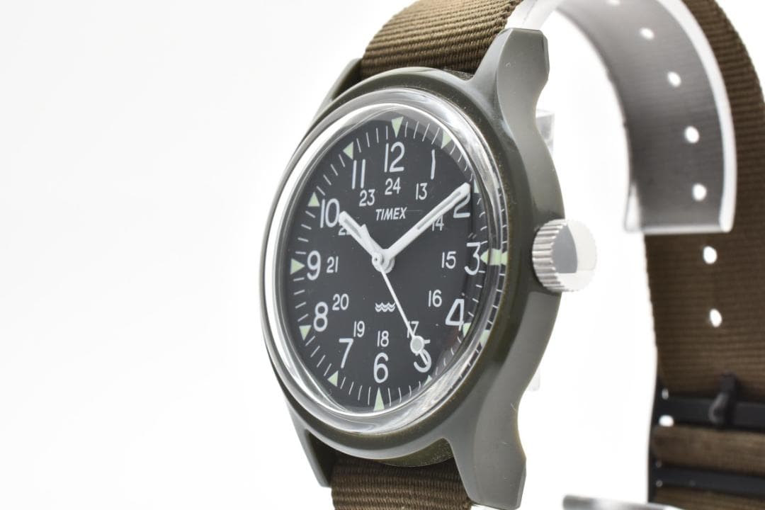 TIMEX TW2P88400 Quartz Men's Watch — Japanese