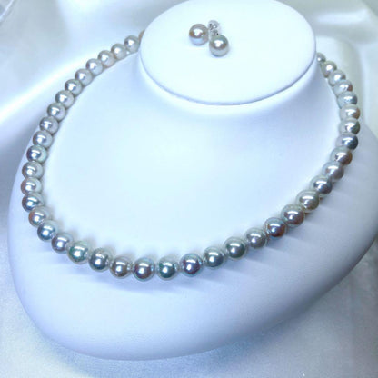 Akoya pearl necklace and earrings set with blue-grey nearly round pearls on silver 925 chain