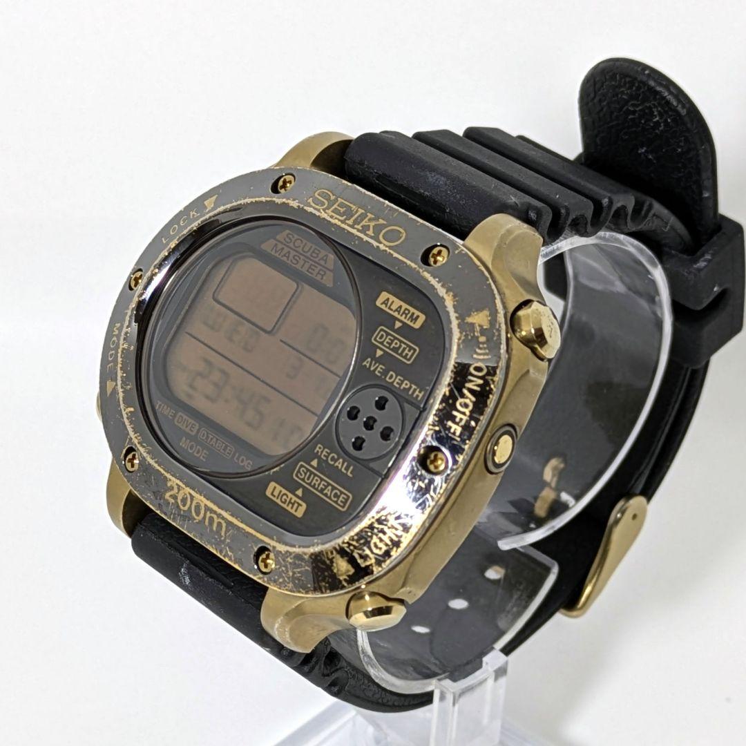 SEIKO SCUBAMASTER M725-5A00 Digital Men's Watch — Japanese