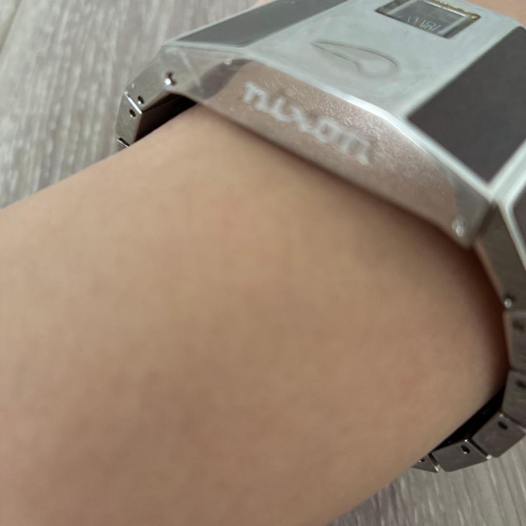 NIXON ROTRLOG Digital Men's Watch — Japanese