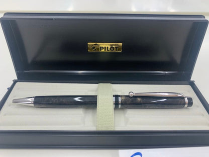 Pilot Twist Ballpoint Pen Gran Segrema Marble with black ink and sleek marble design