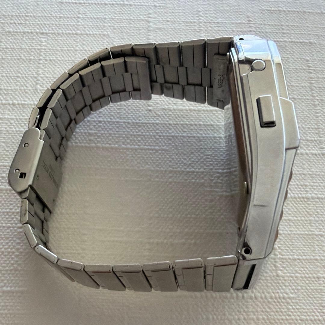 CASIO DBC-810 Digital Men's Watch — Japanese