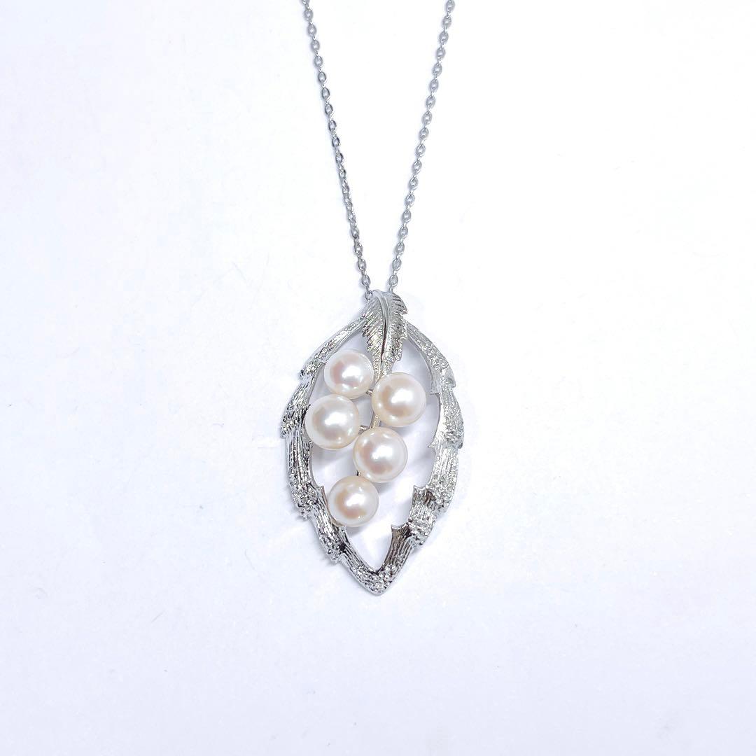 MIKIMOTO pearl necklace top featuring 6.2-6.8mm pearls on silver material shown on white background